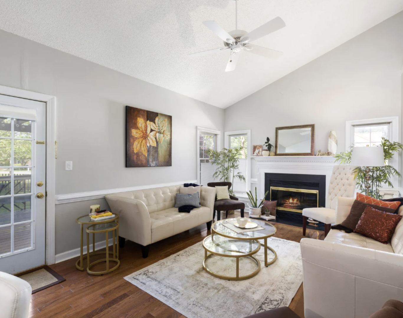Eco-friendly house cleaning services by Apex Home Cleaning in Toronto, ON.