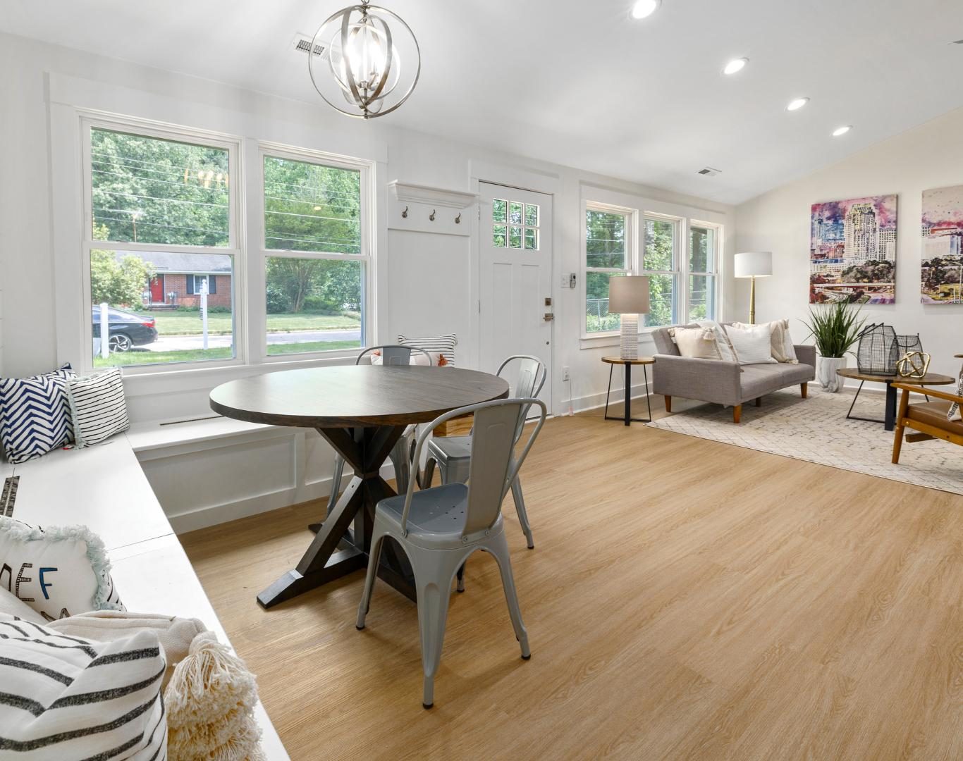 Detailed residential cleaning services in Toronto, ON for condos, houses, and apartments