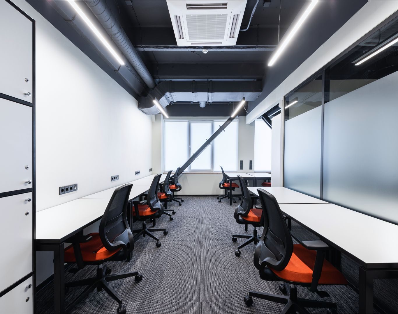 Eco-friendly commercial cleaning near me in Pickering, ON for safe and sanitized workplaces