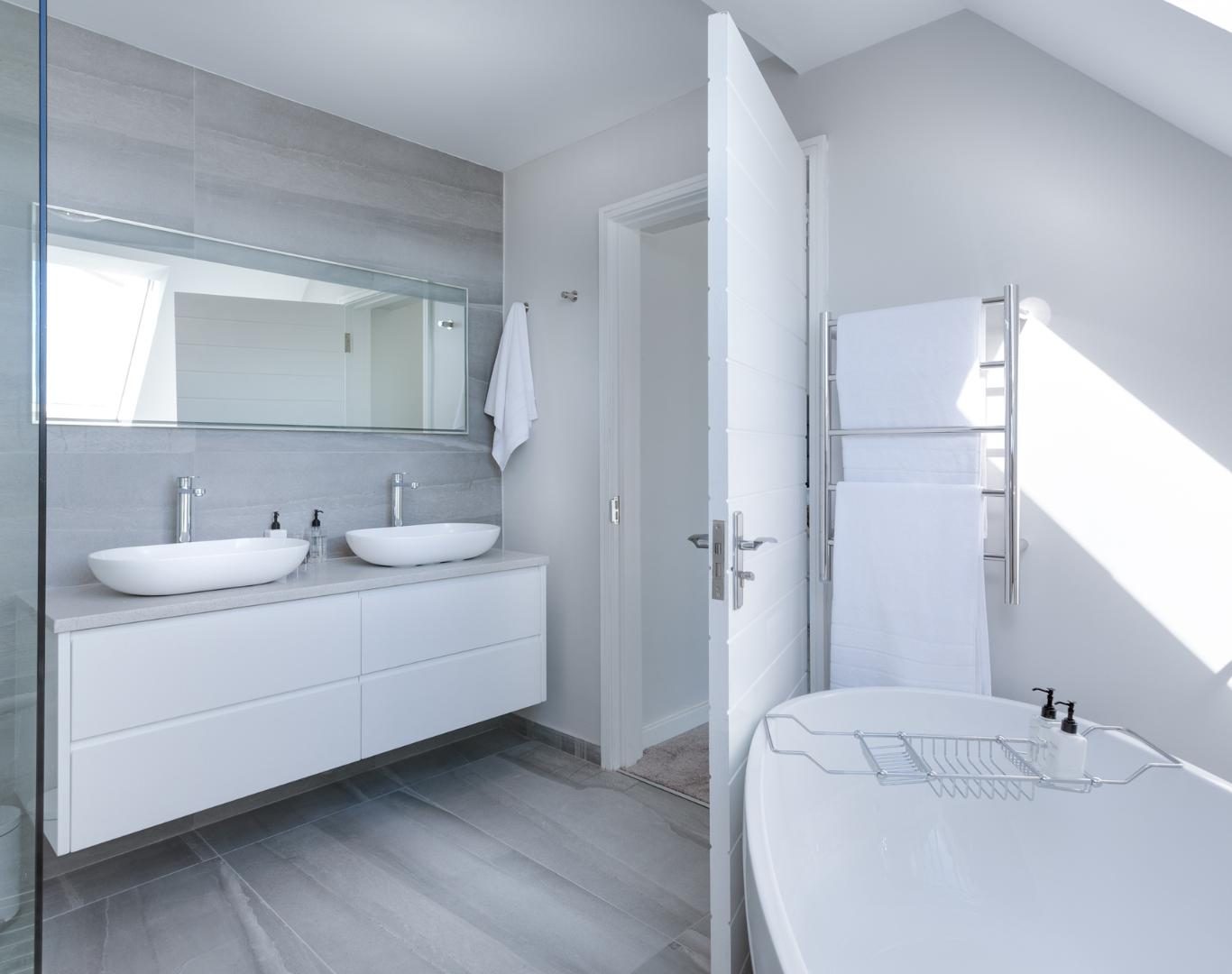 Professional residential cleaning services in Pickering, ON provided by Apex Home Cleaning