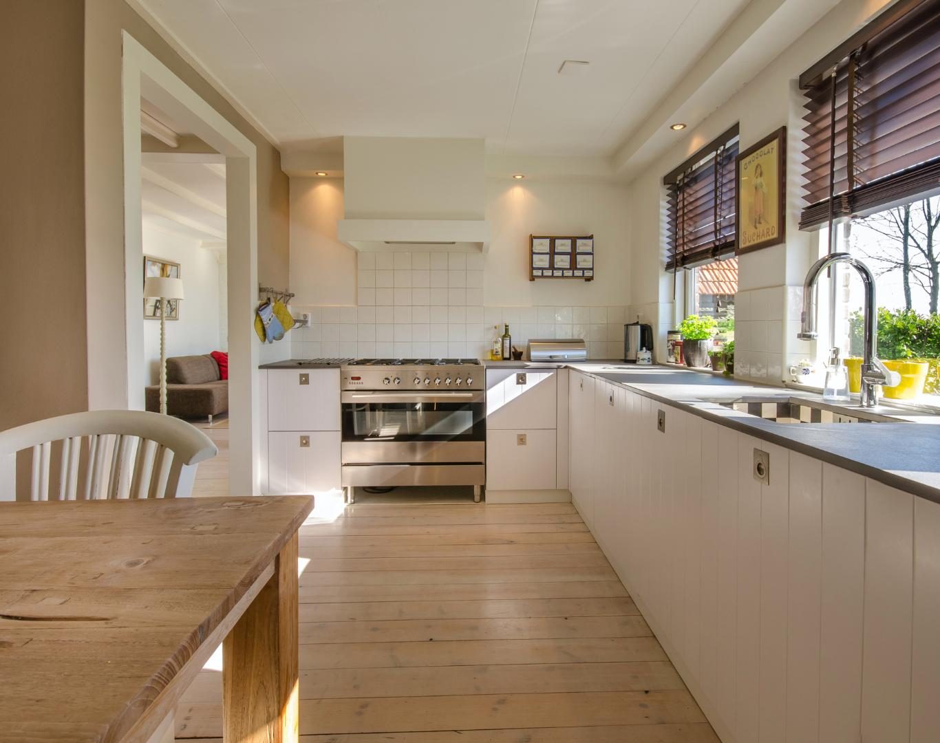 Residential cleaning in Ajax, ON by Apex Home Cleaning for fresh and spotless homes