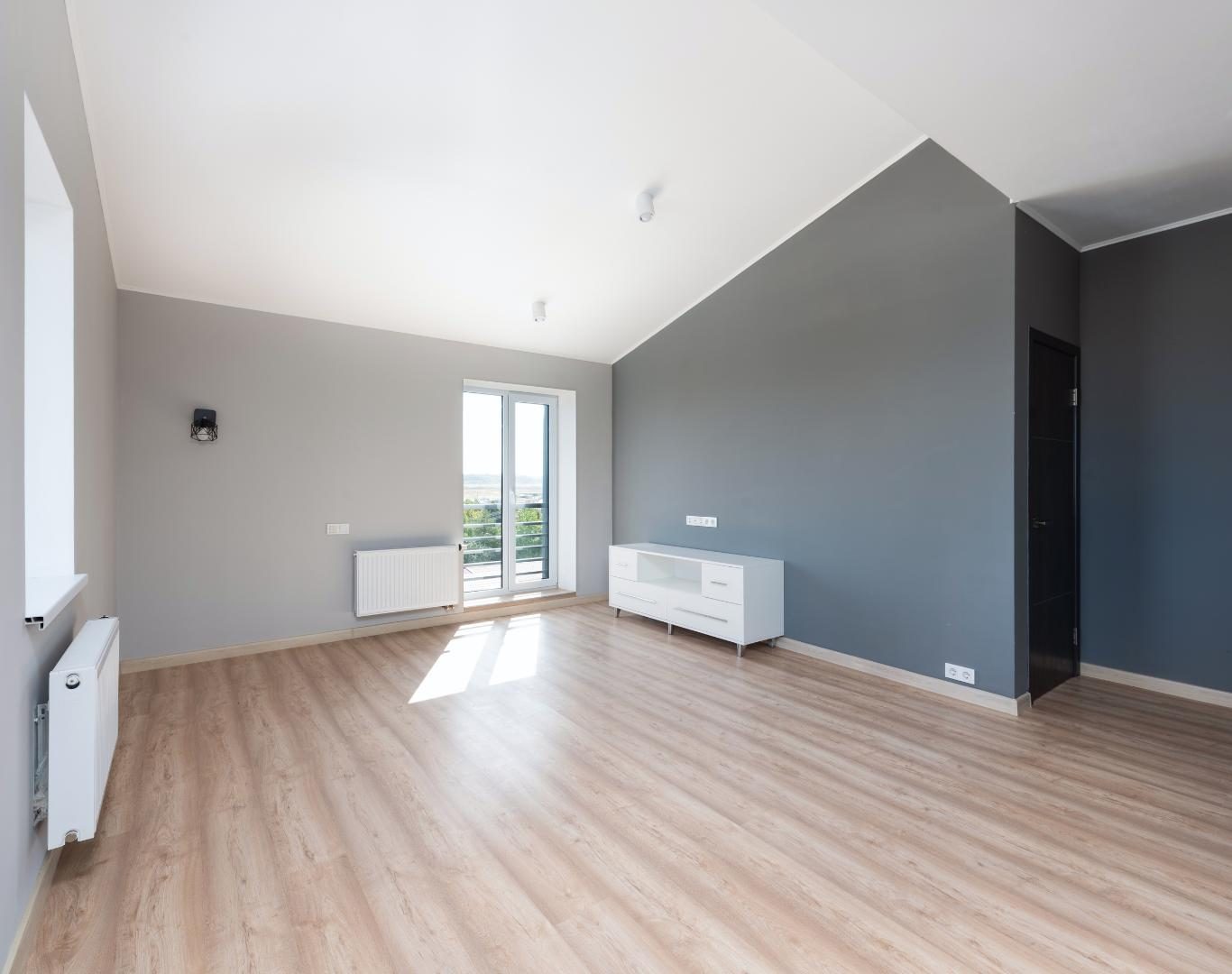 Residential cleaning in Mississauga, ON by Apex Home Cleaning for sparkling, well-maintained homes